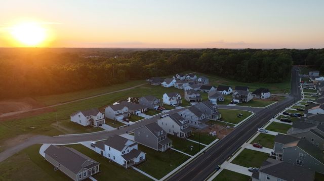 213 Tartan Dr, Clarksville, TN 37043