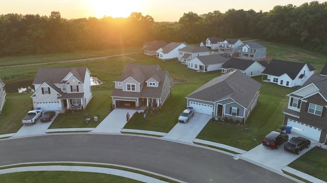 213 Tartan Dr, Clarksville, TN 37043