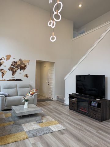 213 Tartan Dr, Clarksville, TN 37043