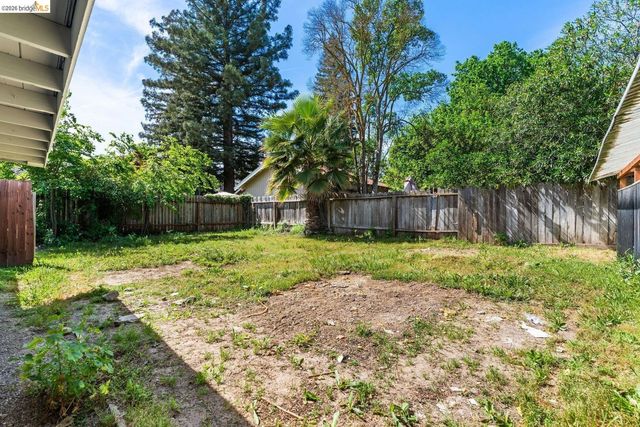 5416 North AVE, Carmichael, CA 95608