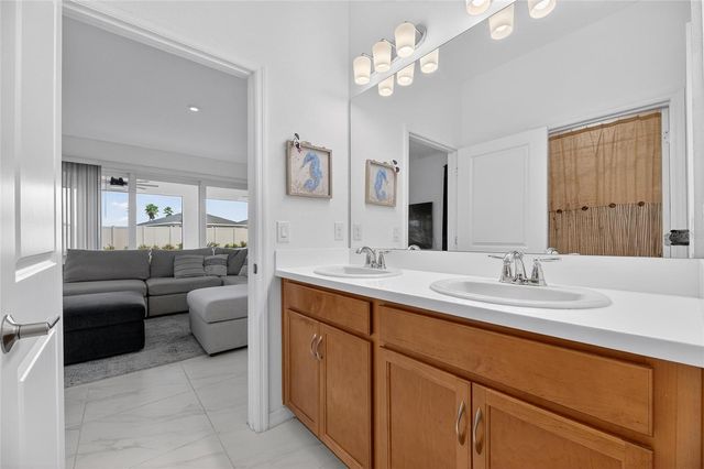 5810 FIELDMOOR COURT, Palmetto, FL 34221