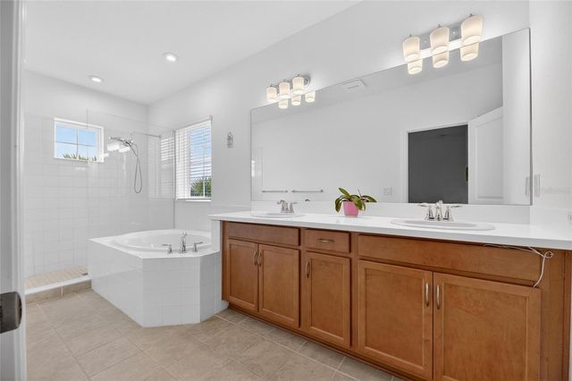 5810 FIELDMOOR COURT, Palmetto, FL 34221