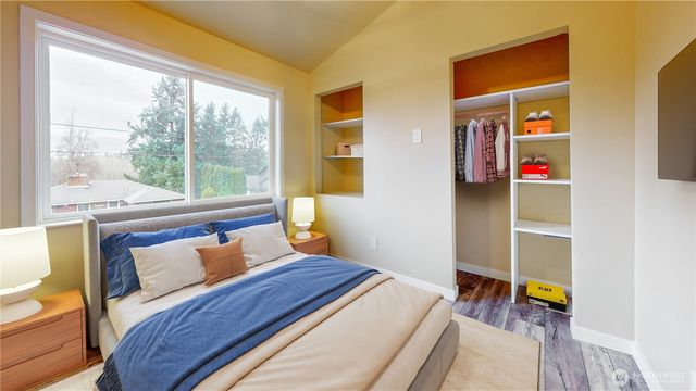 21246 15th Avenue S, Des Moines, WA 98198