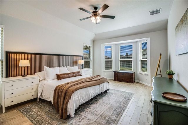 7930 Rancho Vista Boulevard E, Corpus Christi, TX 78414