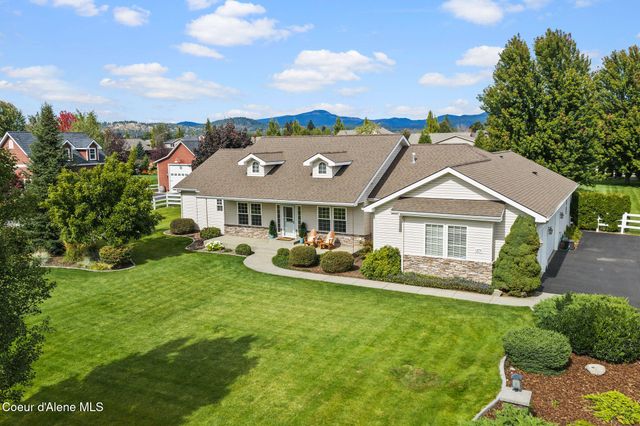 1379 W POLO GREEN AVE, Post Falls, ID 83854 property photo