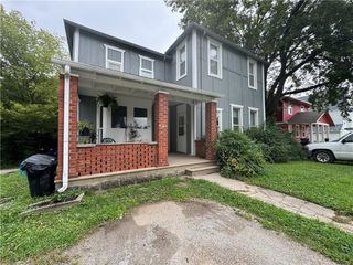 105 S College Street, Warrensburg, MO 64093