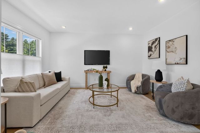 266 Amory St 2, Boston, MA 02130