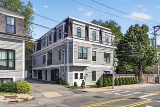 266 Amory St 2, Boston, MA 02130