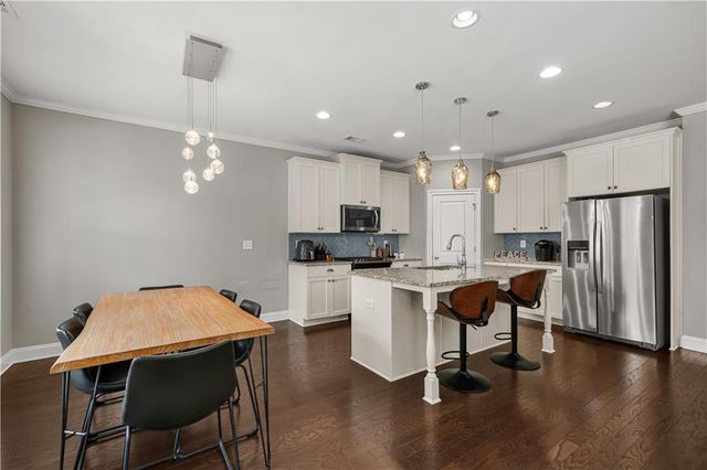 2032 Stanfield Avenue NW, Atlanta, GA 30318