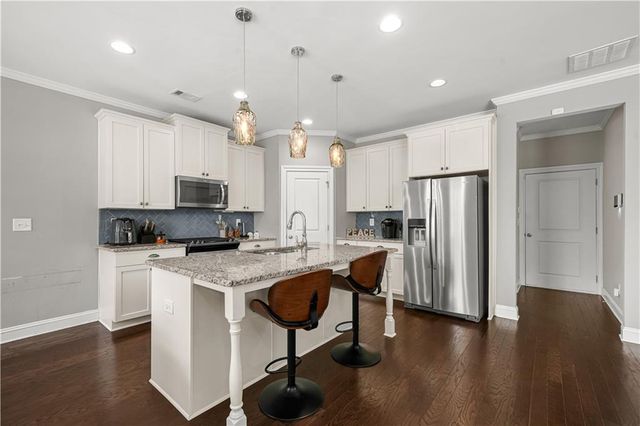 2032 Stanfield Avenue NW, Atlanta, GA 30318