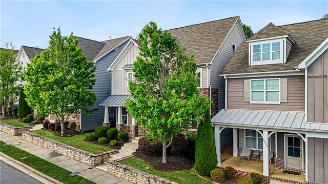 2032 Stanfield Avenue NW, Atlanta, GA 30318