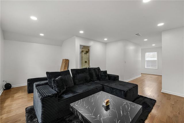 2032 Stanfield Avenue NW, Atlanta, GA 30318