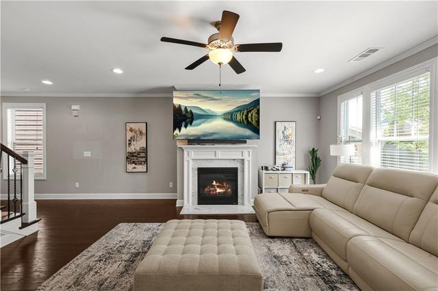 2032 Stanfield Avenue NW, Atlanta, GA 30318