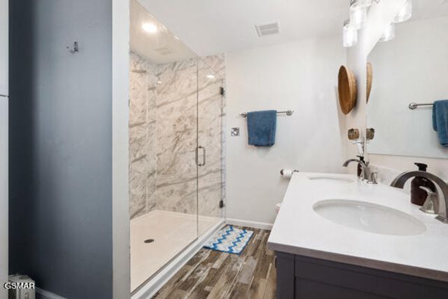 3720 Whitworth Drive, Knoxville, TN 37938