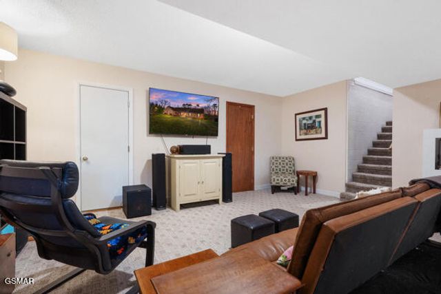 3720 Whitworth Drive, Knoxville, TN 37938