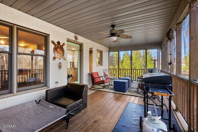 3720 Whitworth Drive, Knoxville, TN 37938