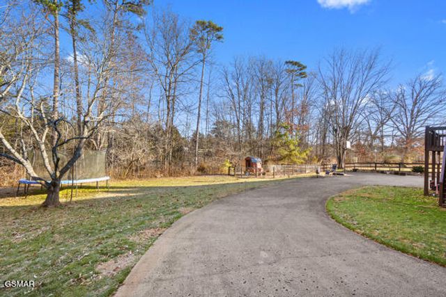 3720 Whitworth Drive, Knoxville, TN 37938