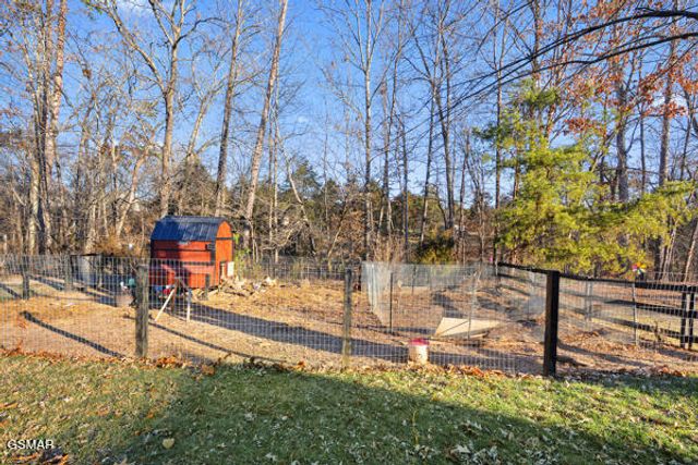 3720 Whitworth Drive, Knoxville, TN 37938