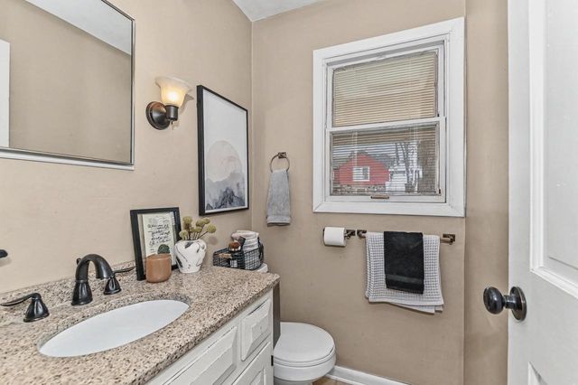 127 Clark STREET, Pewaukee, WI 53072