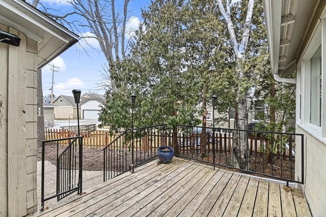 127 Clark STREET, Pewaukee, WI 53072