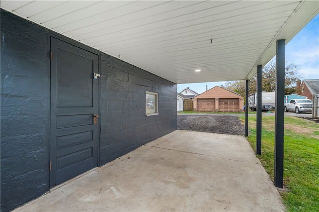 1103 Dallas Ave, Harrison Twp, PA 15065