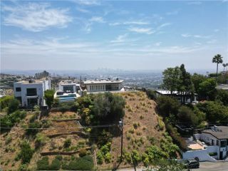 8220 Mannix, Los Angeles, CA 90046