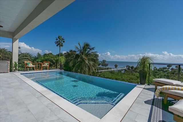 1000 68TH STREET, Marathon, FL 33050