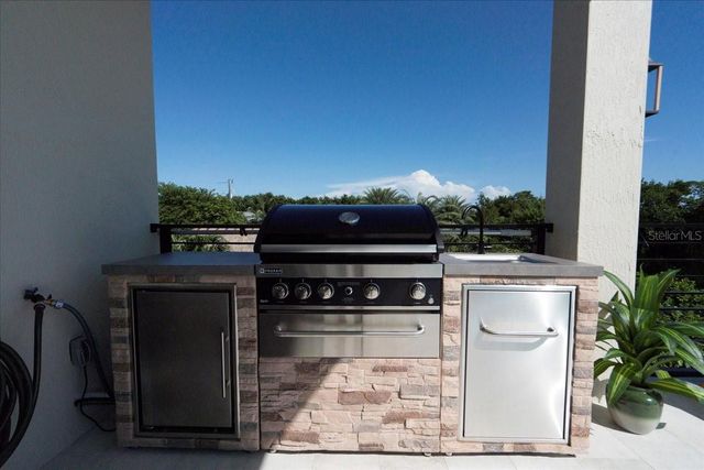 1000 68TH STREET, Marathon, FL 33050