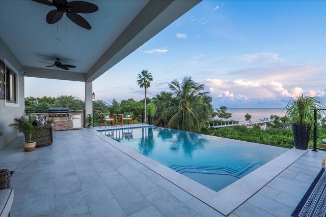 1000 68TH STREET, Marathon, FL 33050