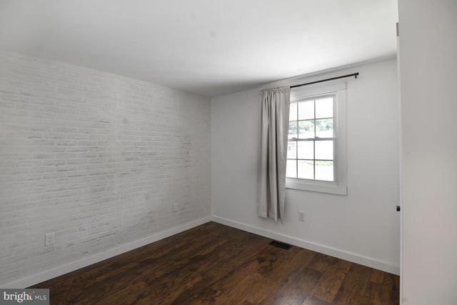 4705 WARNER DR, Manchester, MD 21102
