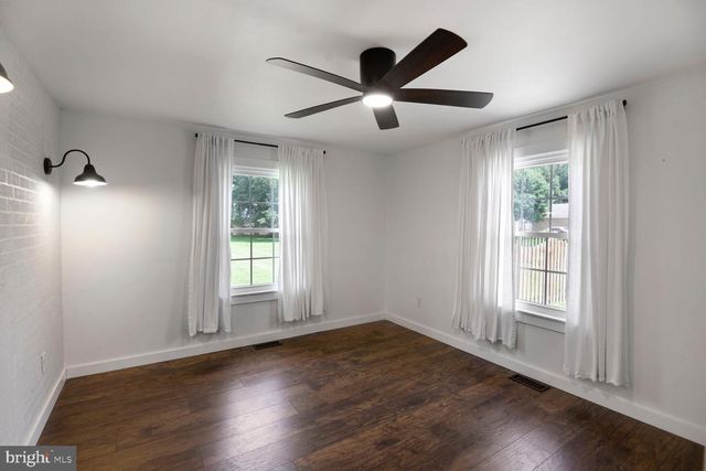 4705 WARNER DR, Manchester, MD 21102