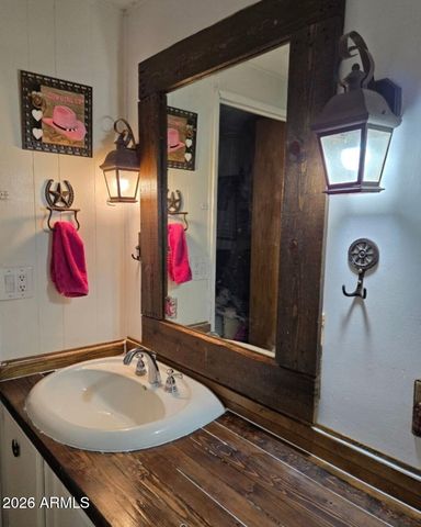 2511 N 56TH Street, Mesa, AZ 85215