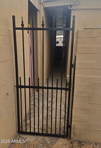 2511 N 56TH Street, Mesa, AZ 85215