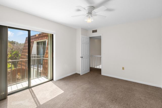 3900 SE County Line Road 12c, Tequesta, FL 33469