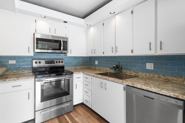 3900 SE County Line Road 12c, Tequesta, FL 33469