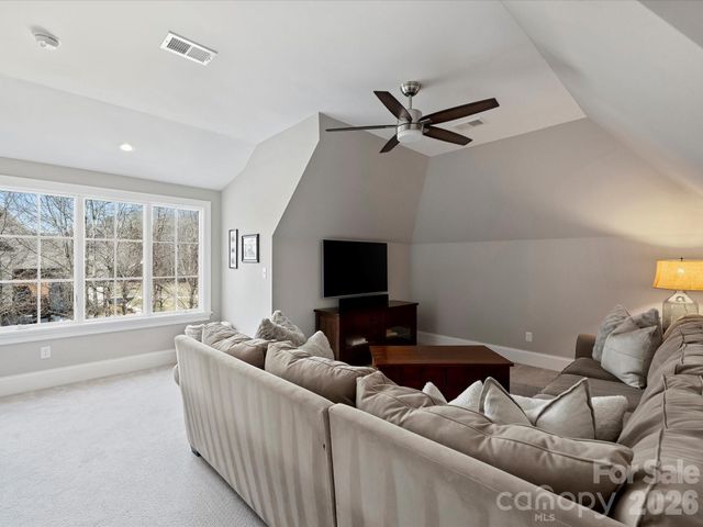 104 Crest Court, Matthews, NC 28104