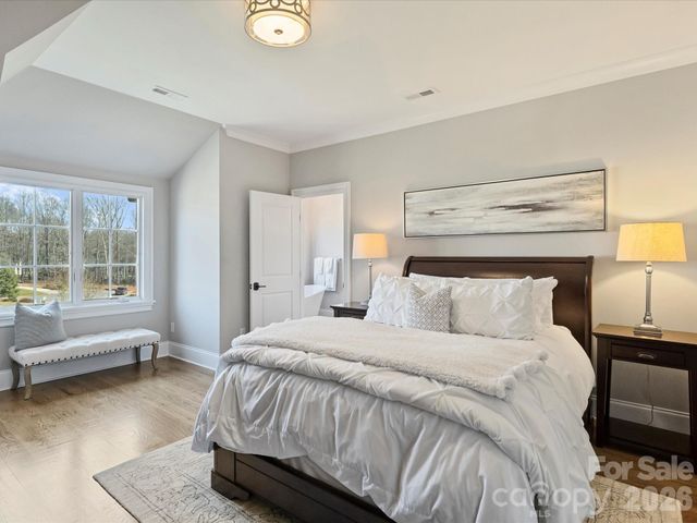 104 Crest Court, Matthews, NC 28104