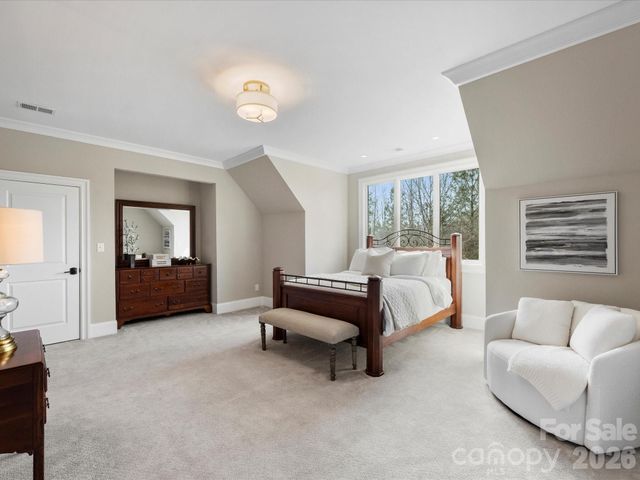 104 Crest Court, Matthews, NC 28104