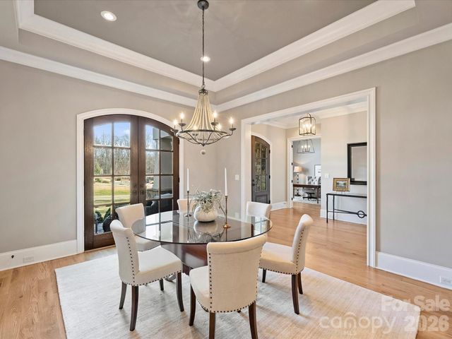 104 Crest Court, Matthews, NC 28104