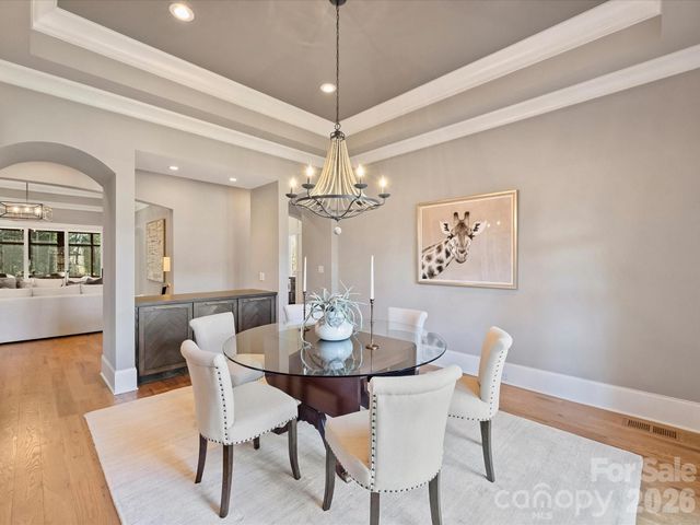 104 Crest Court, Matthews, NC 28104