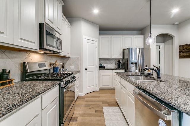 2208 Chebi Lane, Denton, TX 76209