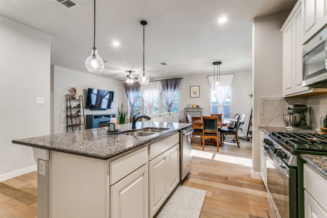 2208 Chebi Lane, Denton, TX 76209