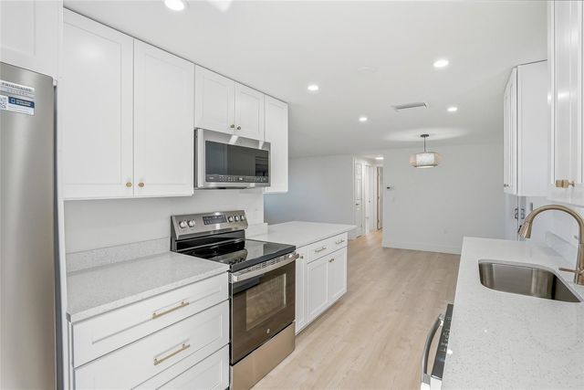 4860 SHELL STREAM BOULEVARD, New Port Richey, FL 34652