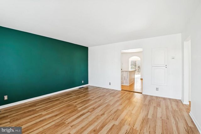 231 RIVERVIEW AVE, Dundalk, MD 21222