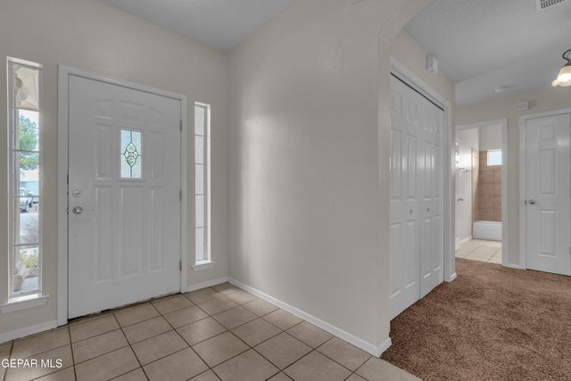 810 BONNIE Court, Sunland Park, NM 88063