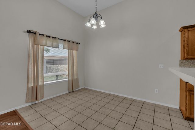 810 BONNIE Court, Sunland Park, NM 88063