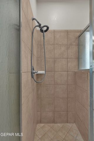 810 BONNIE Court, Sunland Park, NM 88063