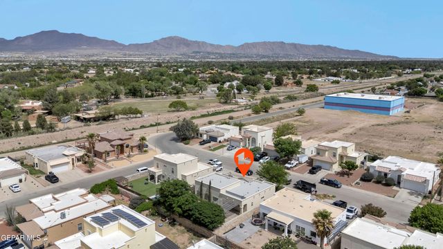 810 BONNIE Court, Sunland Park, NM 88063