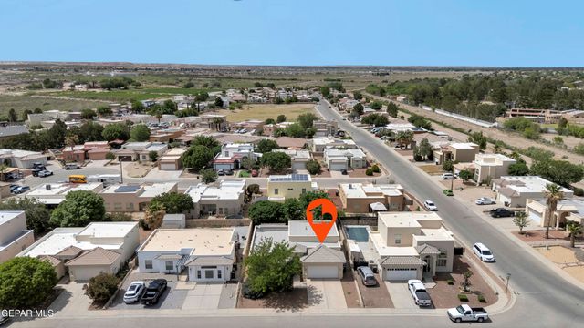 810 BONNIE Court, Sunland Park, NM 88063