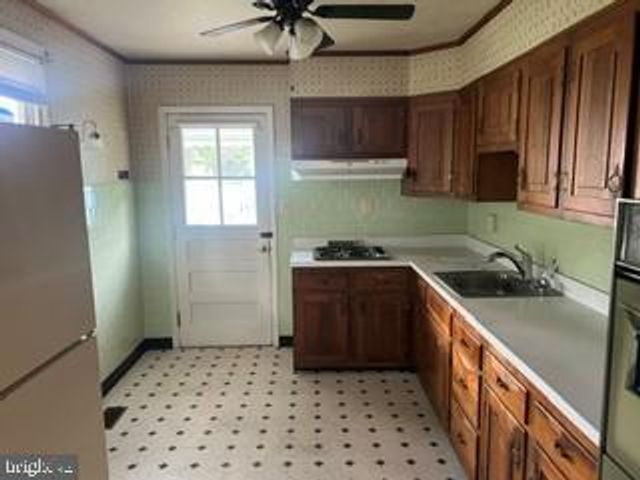 66 DIXON AVE, Aberdeen, MD 21001